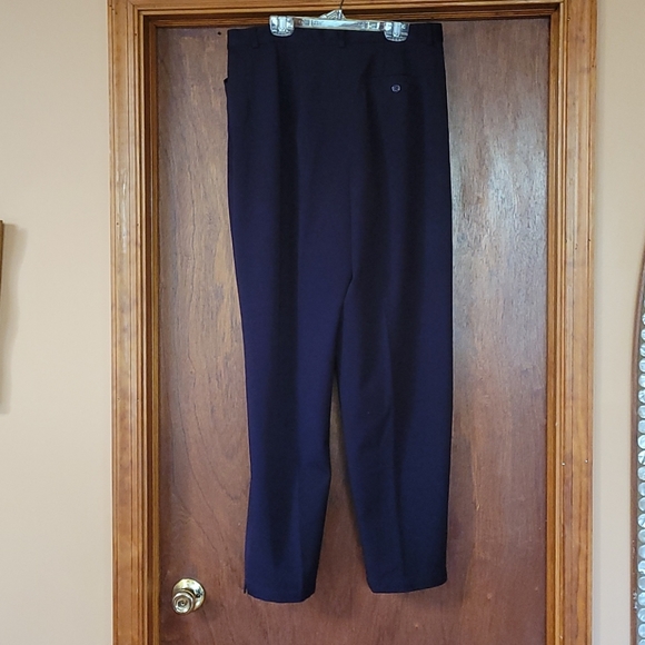 Talbots stretch Pans - Picture 2 of 4